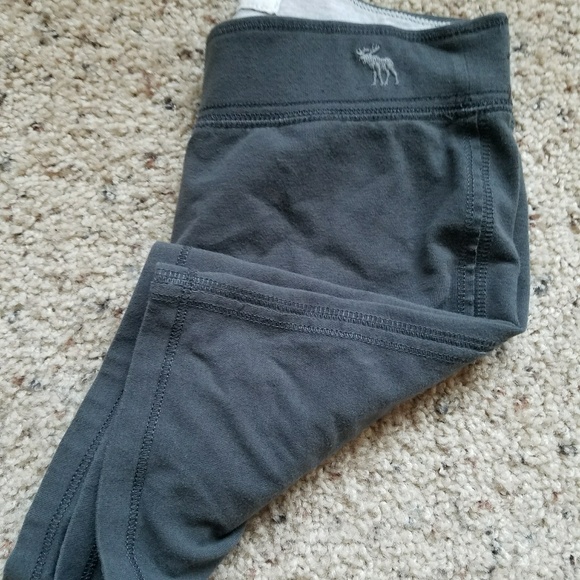 A&F shorts - Picture 3 of 3